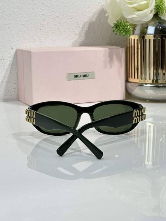 Picture of Miu Miu Sunglasses _SKUfw79760823fw